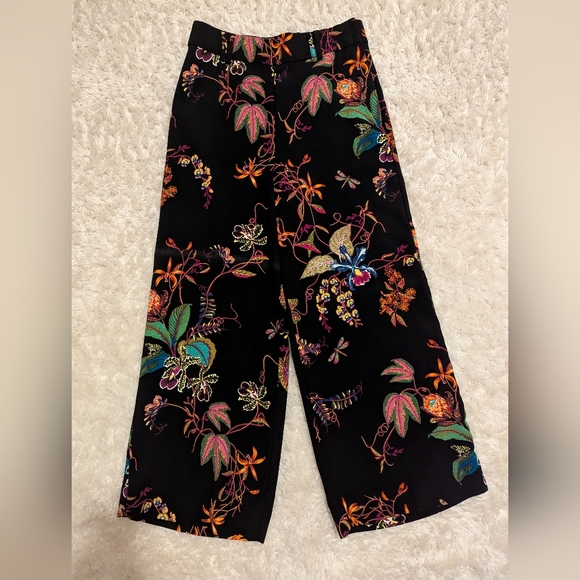 H&M Floral Wide Leg Black Pants - Picture 1 of 5